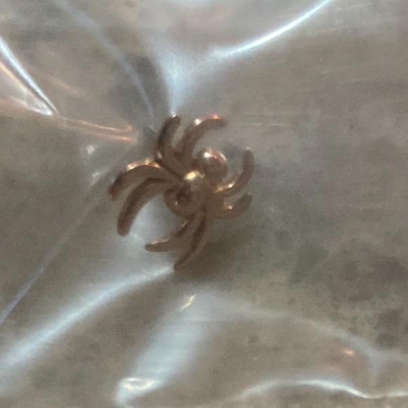 Jewelry - 14K Solid Rose Gold Spider Threadless End